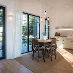 Atelier V Raji